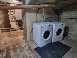 Laundry Facilities- click for photo gallery